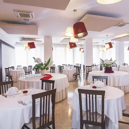 巴拿马雄伟酒店 里米尼